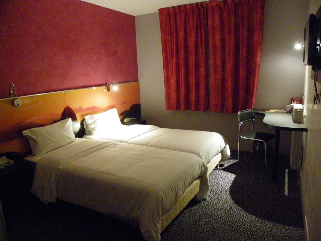 Hotel Logitel Сен-Дулшар Номер фото